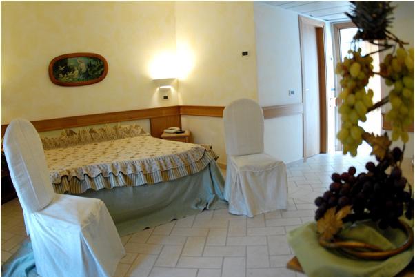 Hotel Pace San Giovanni Rotondo Habitación foto